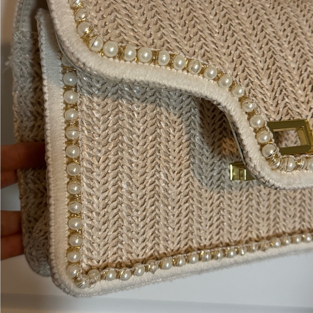Elegant Cream Woven White Pearl & Gold Shoulder Bag - Picture 8 of 8